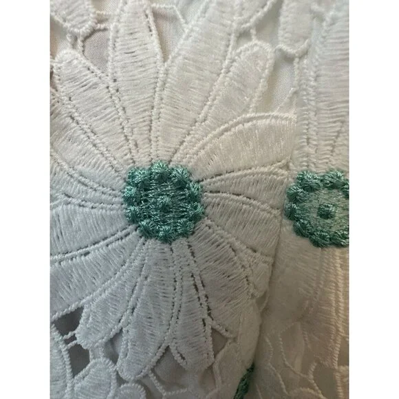 Saylor Calibria Daisy Embroidered Midi‎ Dress White Size Small Boho Floral Lace - Picture 6 of 7